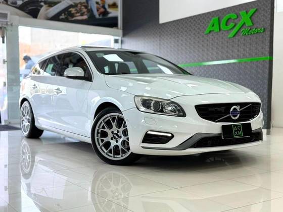 VOLVO V60 2.0 T6 R DESIGN TURBO GASOLINA 4P AUTOMÁTICO VOLVO V60 2.0 T6 R DESIGN TURBO GASOLINA 4P AUTOMÁTICO